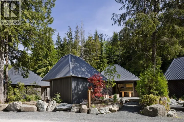 13A & 13B 6504 Powder Main Rd, Port Renfrew, British Columbia V0S1K0