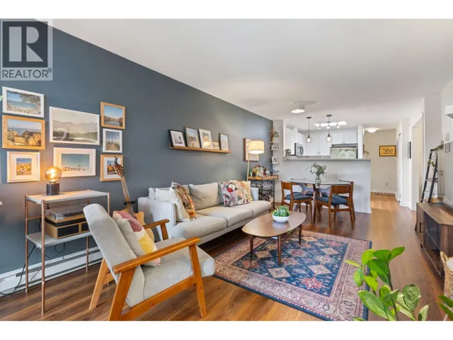 404 2741 E HASTINGS STREET, Vancouver, British Columbia V5K1Z8