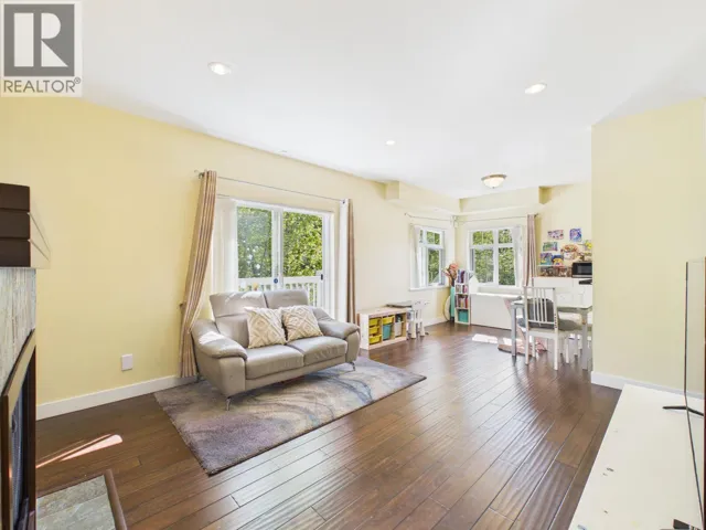 141 7388 MACPHERSON AVENUE, Burnaby, British Columbia V5J0A1