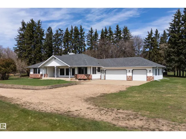 19403 FORT RD NE, Edmonton, Alberta T5Y6H2