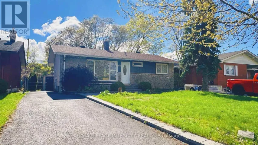 870 CLAUDE STREET, Ottawa, Ontario K1K2S6