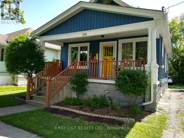 114 COLLEGE AVENUE N, Sarnia, Ontario N7T6A9