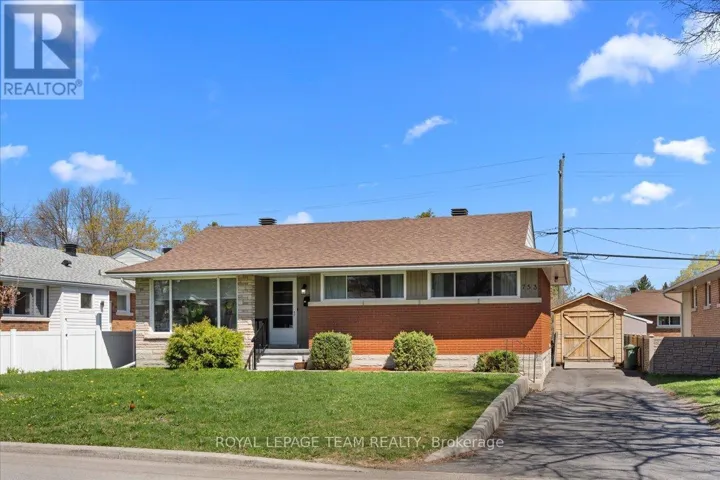 753 DICKENS AVENUE, Ottawa, Ontario K1G2X9