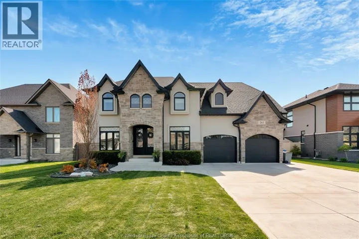 243 RAFIH CRESCENT, Lakeshore, Ontario N8L1A6