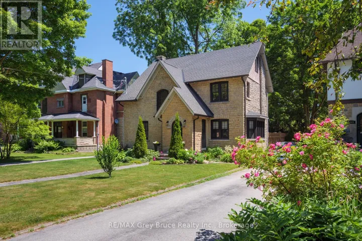 1075 4TH AVENUE W, Owen Sound, Ontario N4K4W1