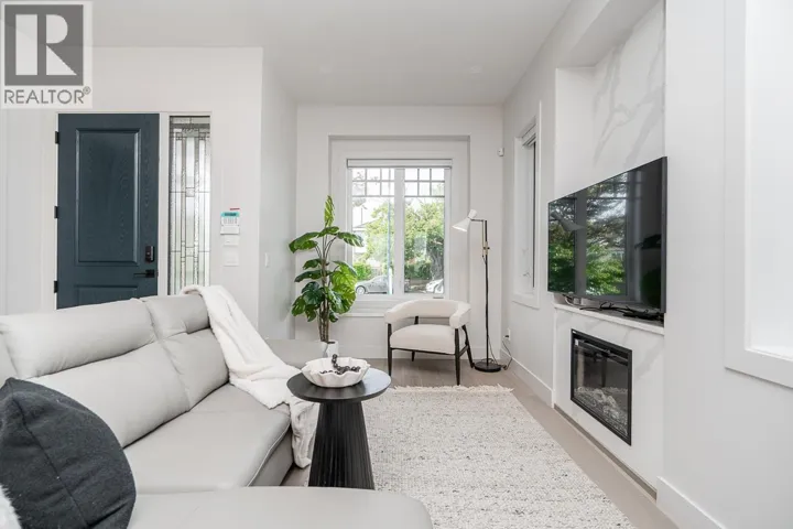 48 E 57TH AVENUE, Vancouver, British Columbia V5X1S4