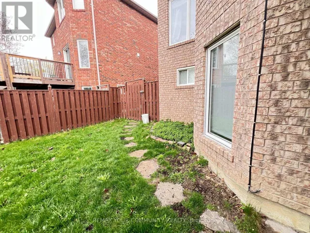 BASEMENT - 586 PEMBRIDGE COURT, Newmarket (Summerhill Estates), Ontario L3X2M1