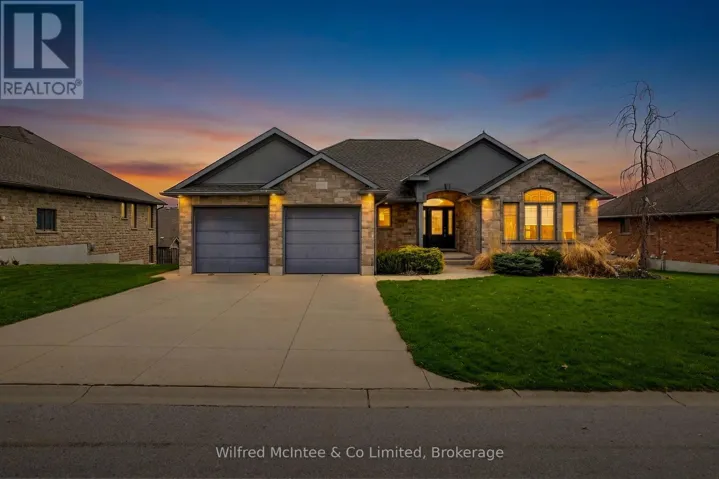 105 12TH AVENUE A AVENUE, Hanover, Ontario N4N3V1