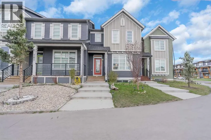 165 Savanna Street NE, Calgary, Alberta T3J0X3