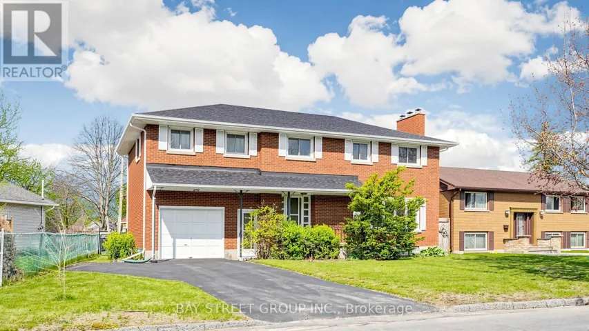 14 MACHAR PLACE, Kingston (Central City West), Ontario K7M1L6