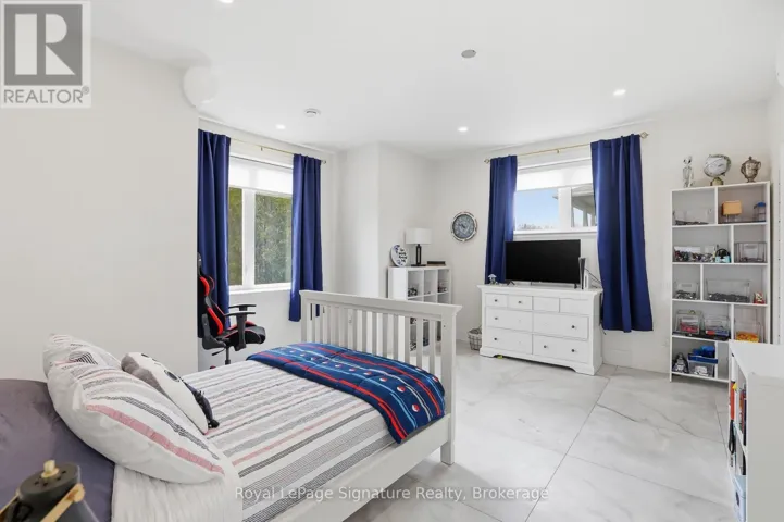 780