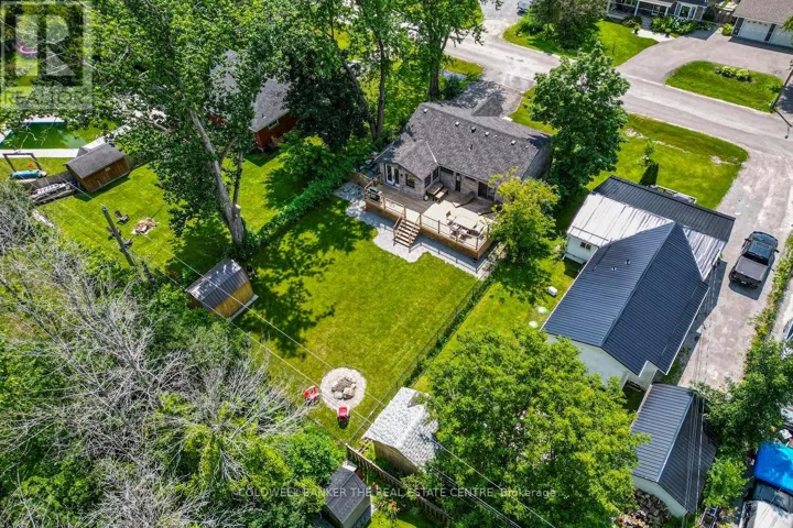 15 BLUE JAY BOULEVARD, Georgina (Pefferlaw), Ontario L0E1N0