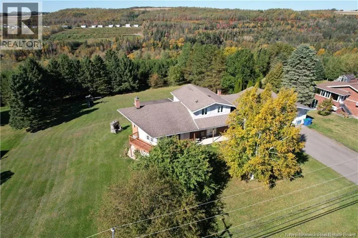 245 Beaulieu Street, Grand-Sault/Grand Falls, New Brunswick E3Y1E4
