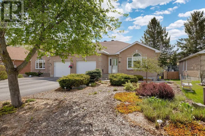 18 DR. GORDON CRESCENT, North Grenville, Ontario K0G1J0