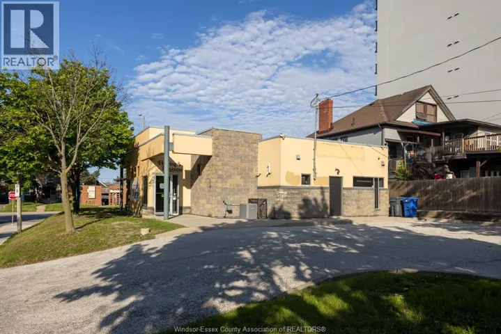 1311 OUELLETTE, Windsor, Ontario N8X1J6
