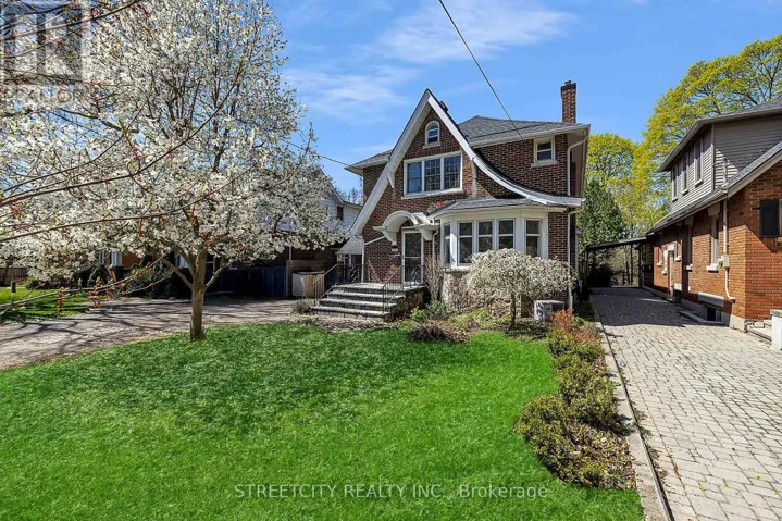 931 WATERLOO STREET, London East (East B), Ontario N6A3X2