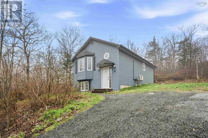 19 Joshua Slocum Avenue, Lewis Lake, Nova Scotia B3Z1C3