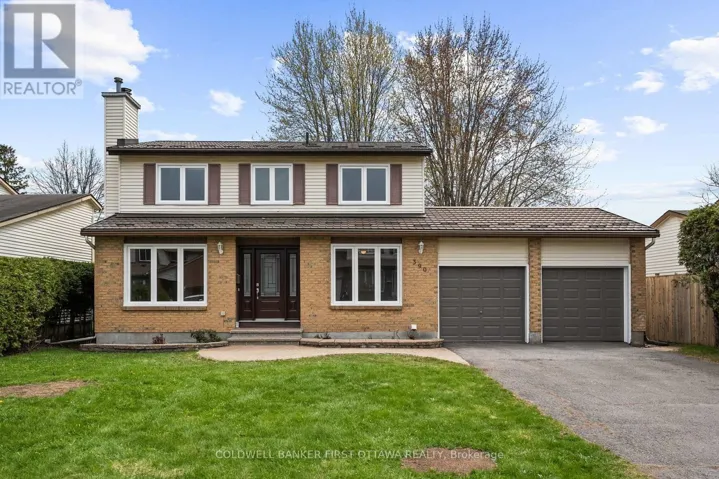 390 CLOVERHEATH CRESCENT, Ottawa, Ontario K1E2R8