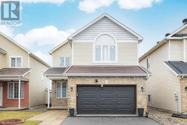 292 RUSTIC HILLS CRESCENT, Ottawa, Ontario K4A5A5