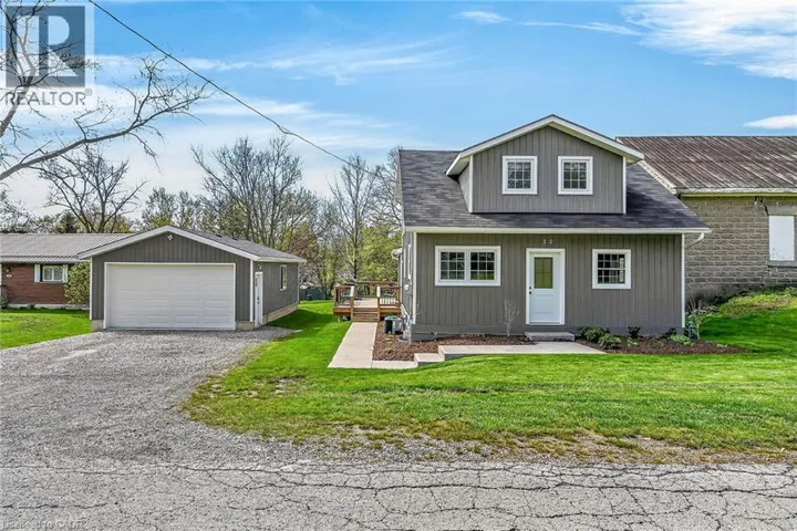 22 KING Avenue, York, Ontario N0A1R0