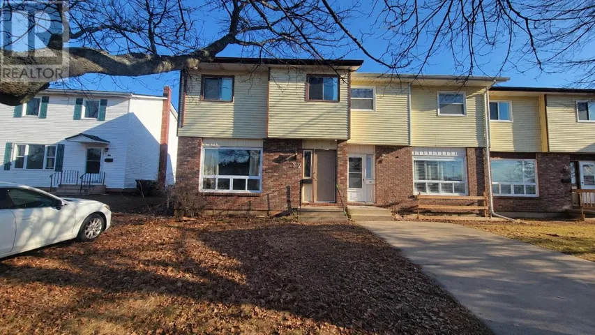 32 DAWSON Court, Charlottetown, Prince Edward Island C1A8T1