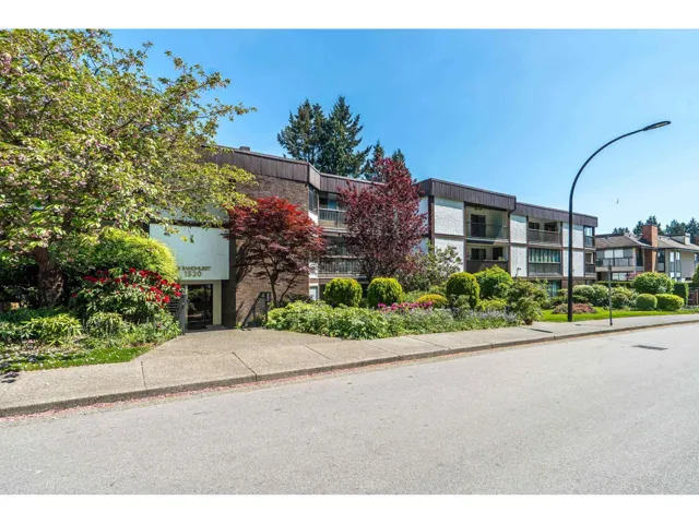 105 1520 VIDAL STREET, White Rock, British Columbia V4B3T7