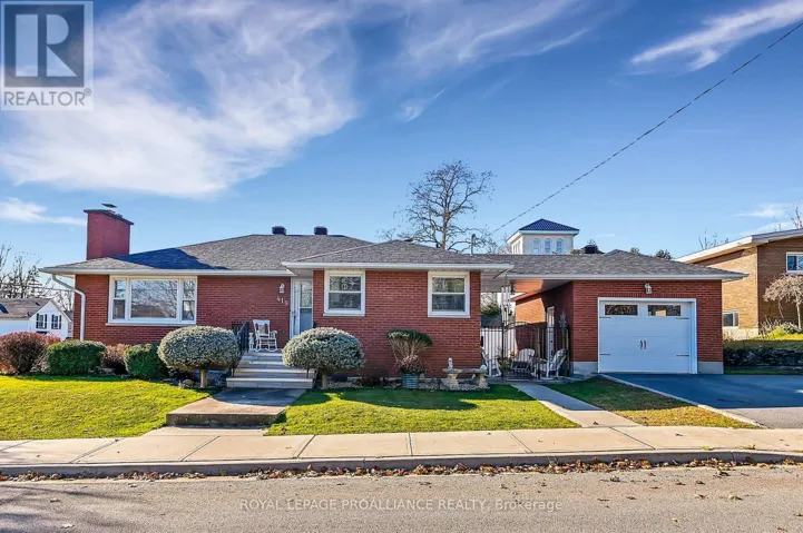 419 ST LAWRENCE STREET, Prescott, Ontario K0E1T0