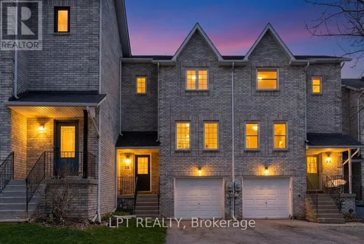 25 HATTIE COURT, Georgina (Historic Lakeshore Communities), Ontario L4P3Z7