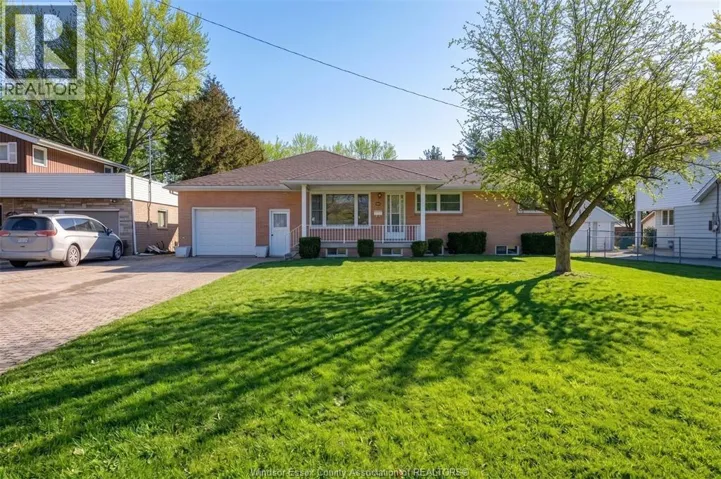651 MORAND STREET, Windsor, Ontario N9G1J1