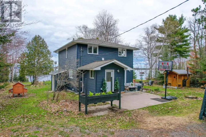 64 NINOVAN ROAD E, Callander, Ontario P1B8Z4