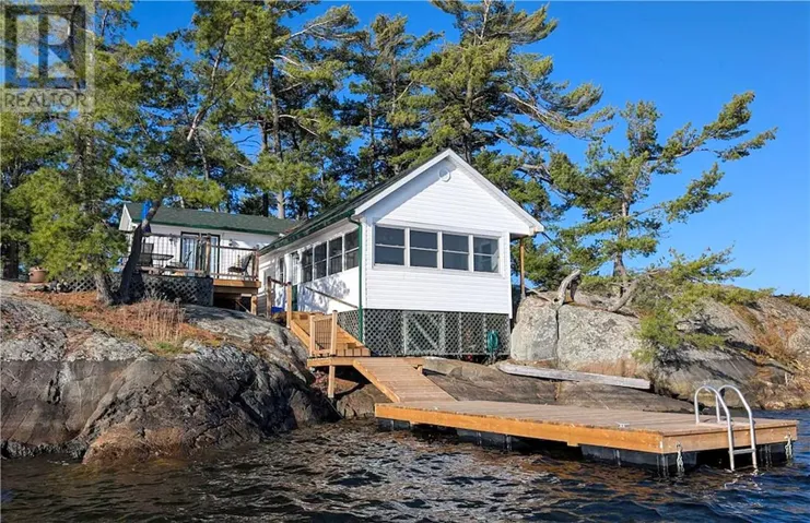 1980 TP McGregor Bay, Manitoulin Island, Ontario P0P1A0