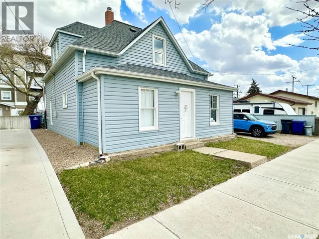 212 Foster STREET, Weyburn, Saskatchewan S4H0R1