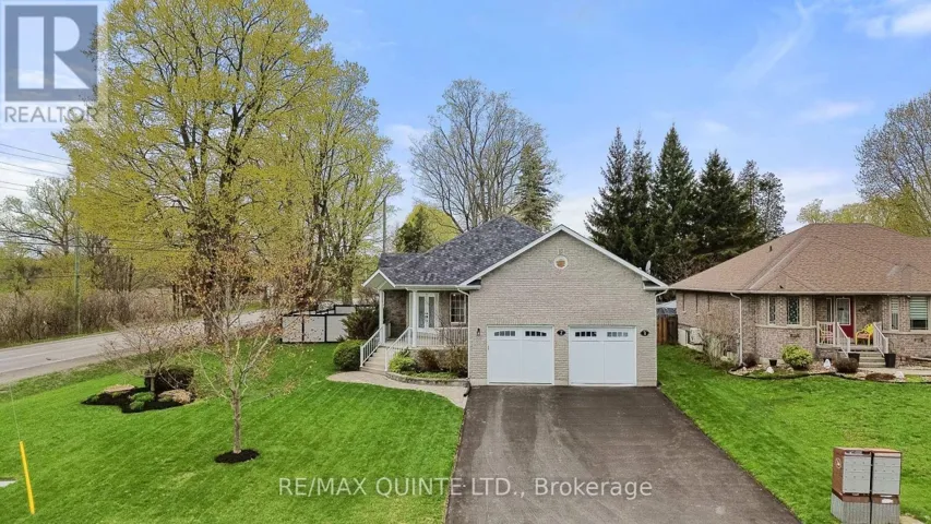 2 APPLECREST LANE, Quinte West (Murray Ward), Ontario K8V5P4