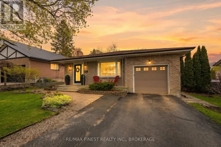 902 PEMBRIDGE CRESCENT, Kingston (South of Taylor-Kidd Blvd), Ontario K7M6C5