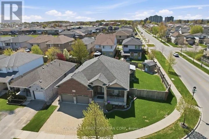 2035 CORONATION DRIVE, London North (North E), Ontario N6G0B5