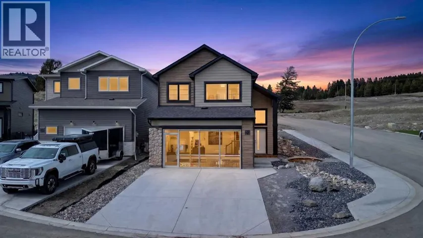 8619 25 Avenue, Coleman, Alberta T0K0M0