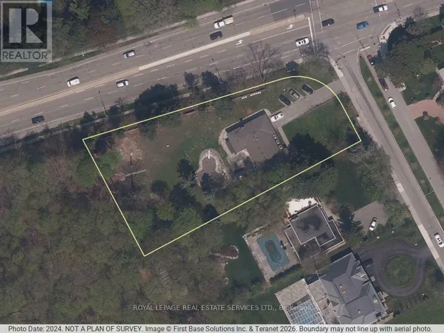 10 SILVERDALE CRESCENT, Toronto (Parkwoods-Donalda), Ontario M3A3H1