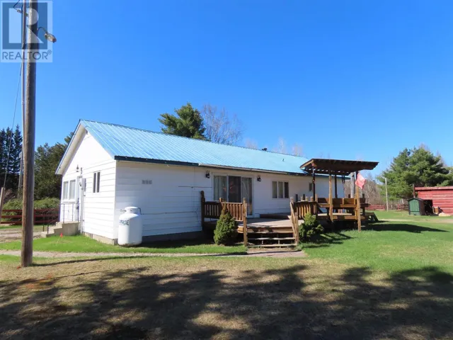 16 Ski Hill RD, Searchmont, Ontario P0S1J0