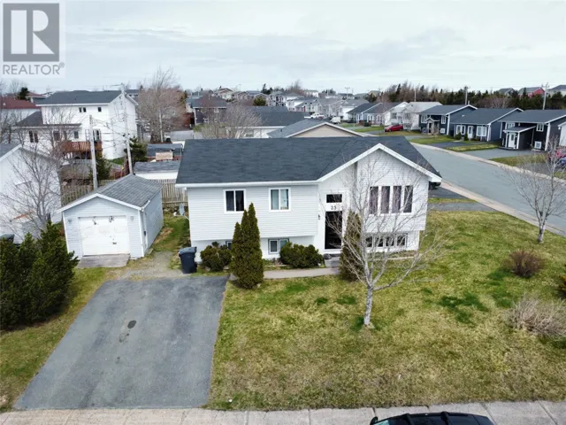 25 Ellesmere Avenue, Paradise, Newfoundland & Labrador A1L1E8