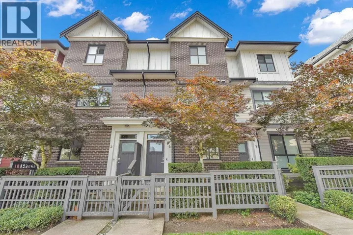 6 7039 MACPHERSON AVENUE, Burnaby, British Columbia V5J4N4