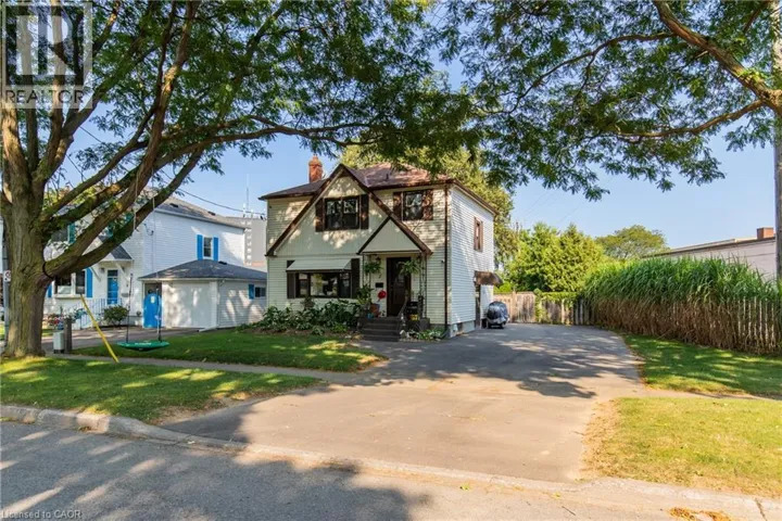 2 THORNDALE Avenue Unit# C, St. Catharines, Ontario L2R6A3
