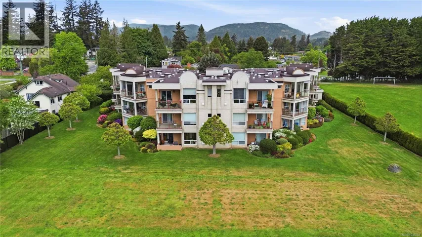 102 6585 Country Rd, Sooke, British Columbia V9Z0W8