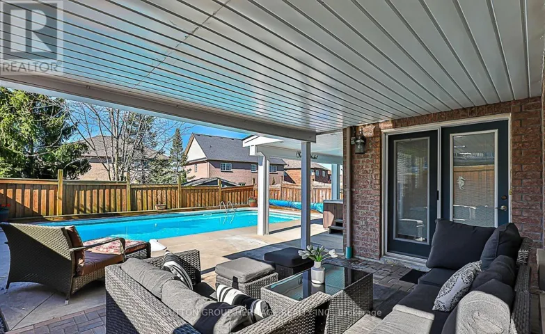 911 COLDSTREAM DRIVE, Oshawa (Taunton), Ontario L1K2W8