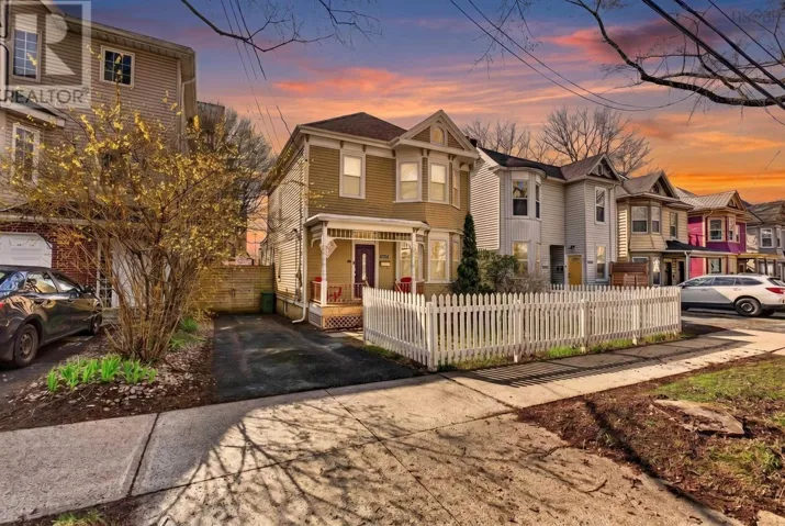 6224 North Street, Halifax, Nova Scotia B3L1P5