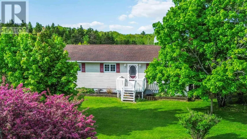 251 Ben Jackson Rd, Hantsport, Nova Scotia B0P1P0