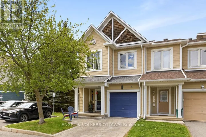 371 HILLSBORO PRIVATE, Ottawa, Ontario K2M3B1