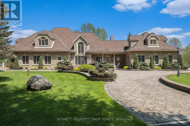 445 BALMER BAY ROAD, Laurentian Hills, Ontario K0J1P0