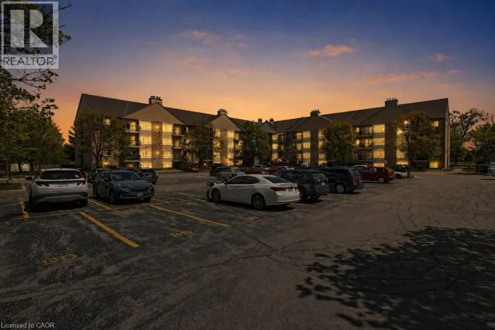 15 HOFSTETTER Avenue Unit# 313, Kitchener, Ontario N2A3Z7