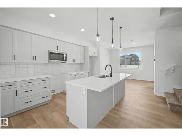 720 SOUTHFORK DRIVE, Leduc, Alberta T9E1V3