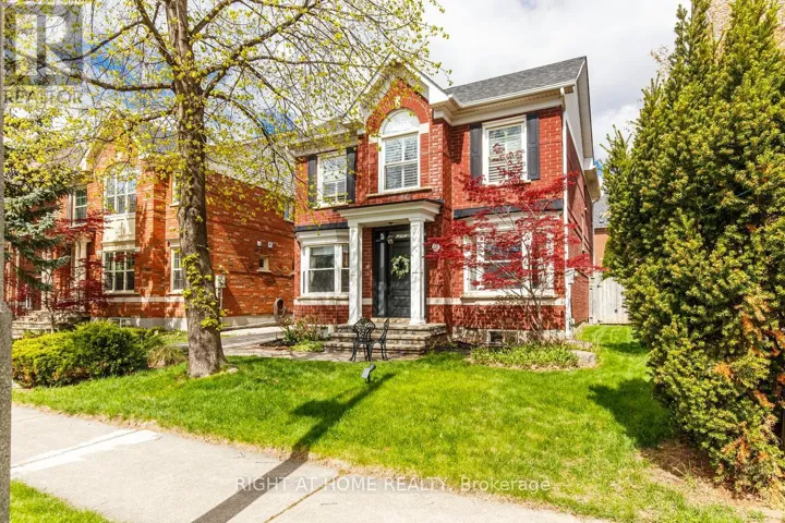 241 LEXINGTON ROAD, Oakville (RO River Oaks), Ontario L6H6L5